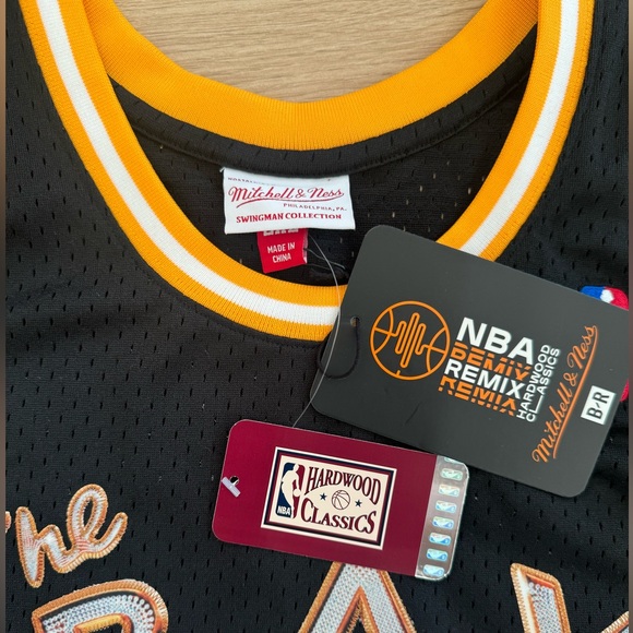 NWT - Golden State NBA Remix Jersey - Picture 3 of 4